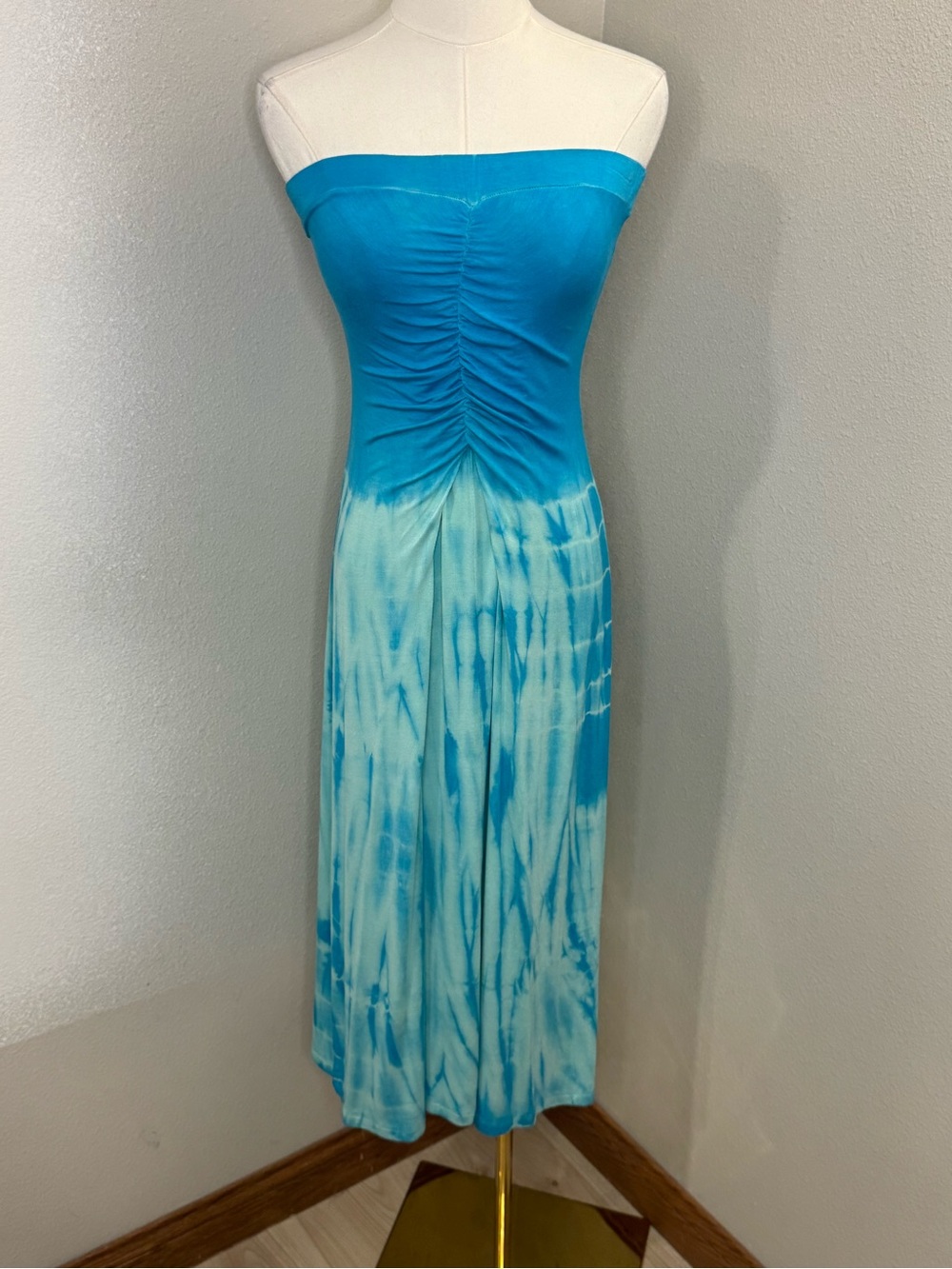 Fraiche by J Strapless Blue Tie Dye Ruched Midi Dress Size S NWT